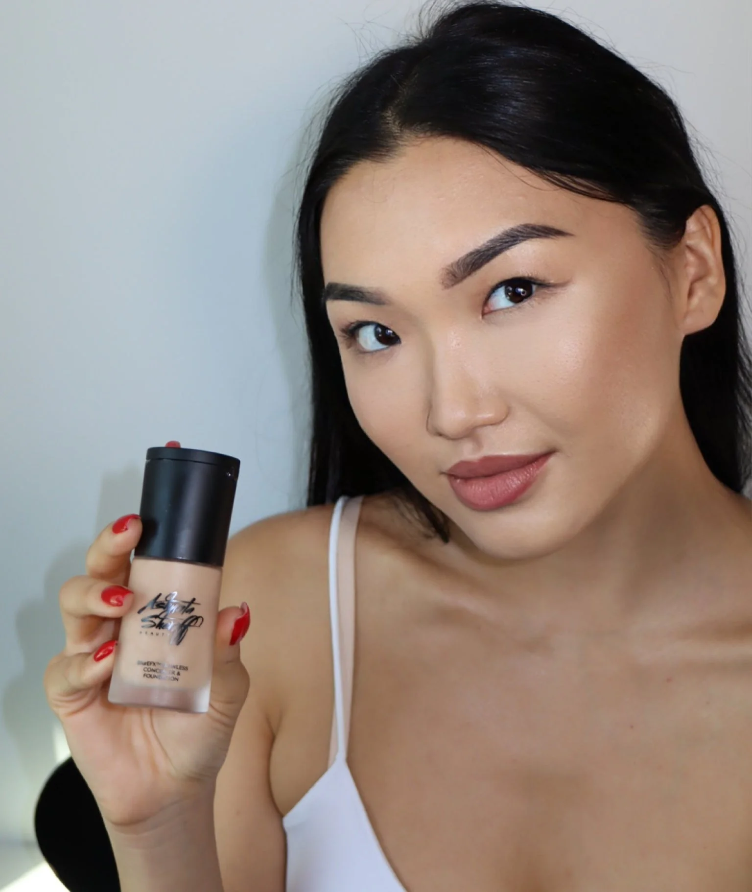 Ashunta Sheriff Beauty BlurEFX™ Flawless Concealer & Foundation - Image 9