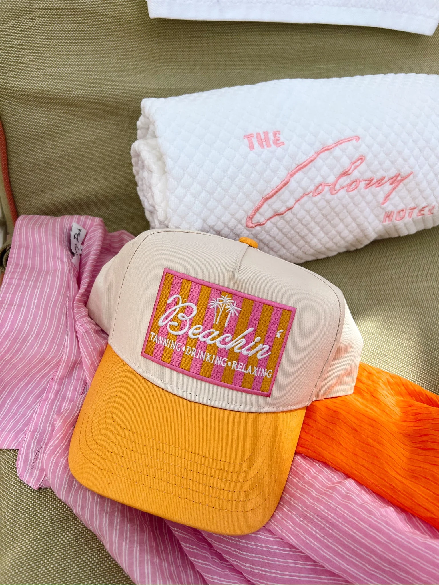 Beachin' - Vintage Trucker Hat - Image 13