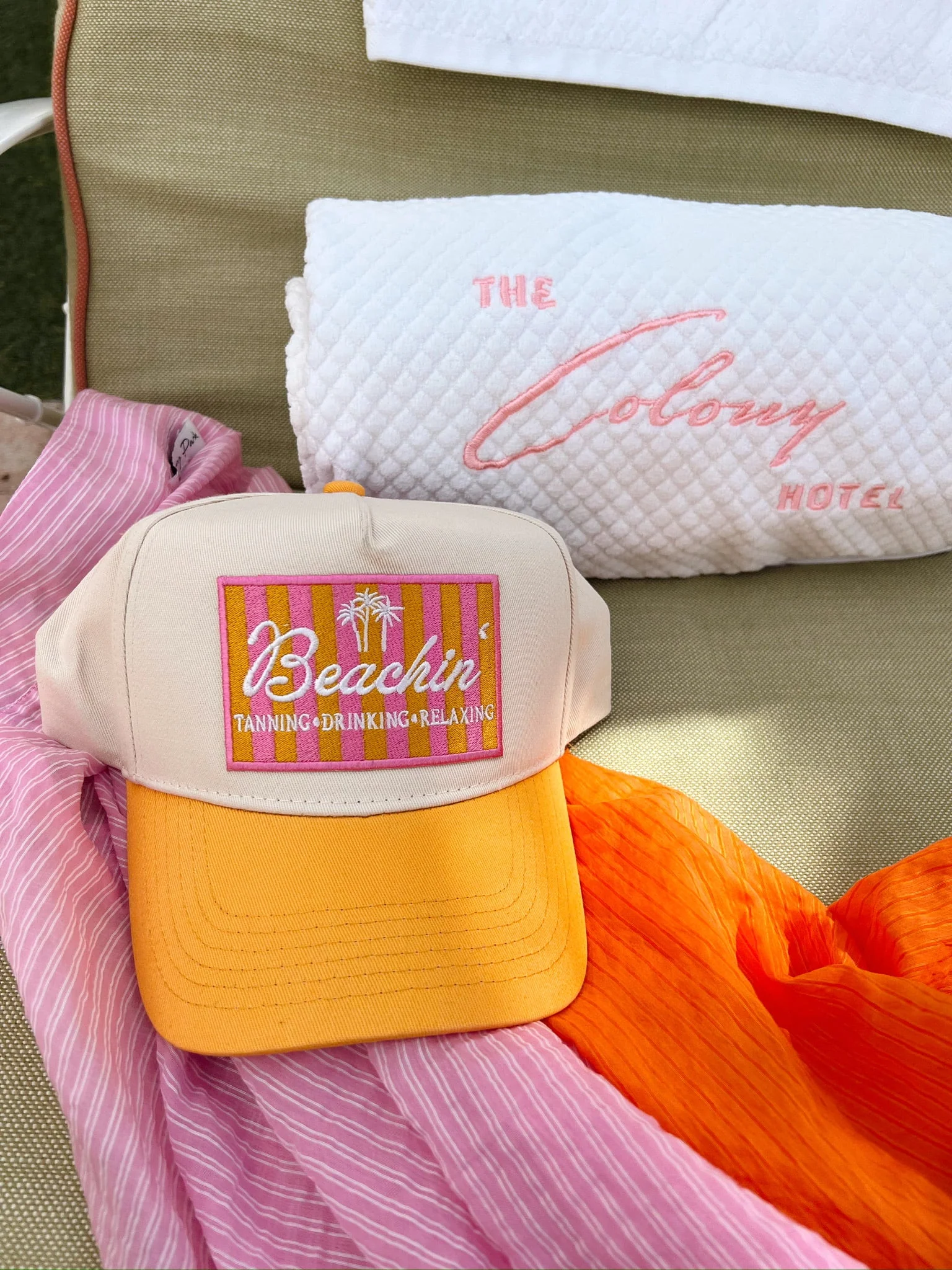 Beachin' - Vintage Trucker Hat - Image 14