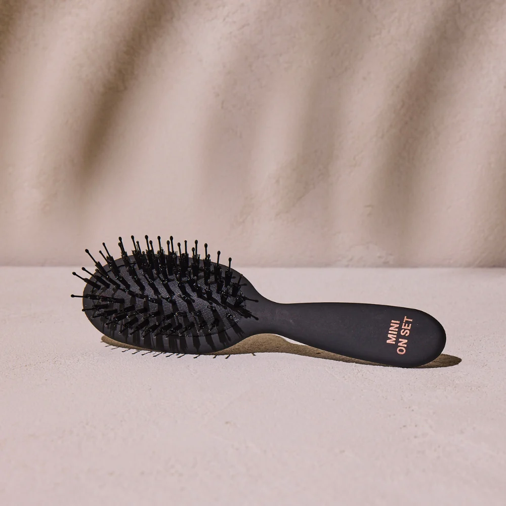 On Set Pro Brush - Image 6